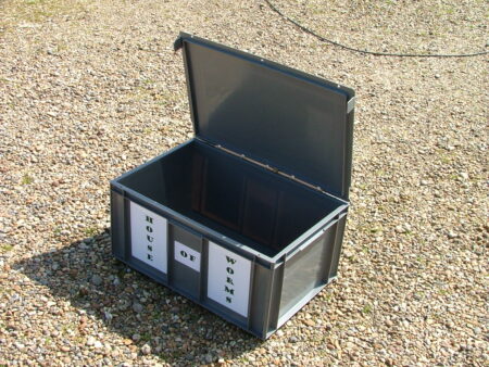 Ideas for home made wormery - Image 1